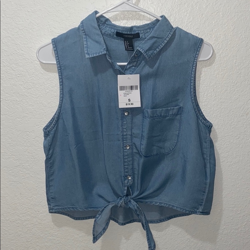 FOREVER 21 DENIM SHIRT- NWT